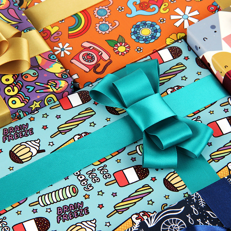 Cartoon animal wallpaper gift wrapping paper